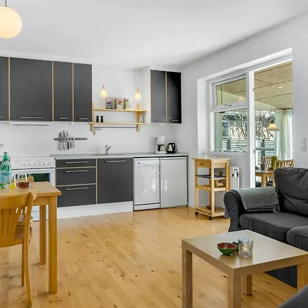 Adla - 450m From The Sea By Interhome